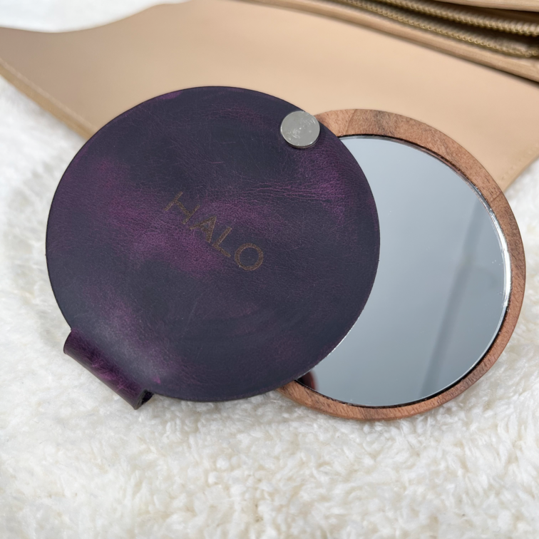 compact mirror