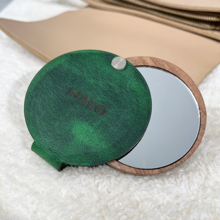 compact mirror